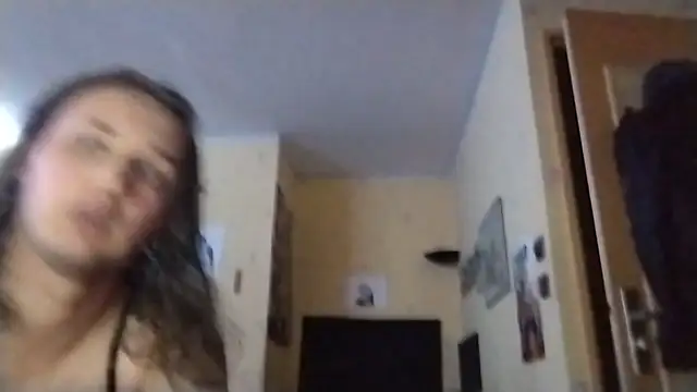Snapshot of julialafemboy59 chatting on 20, 6, 2026 julialafemboy59 online show from 20, 6, 2026