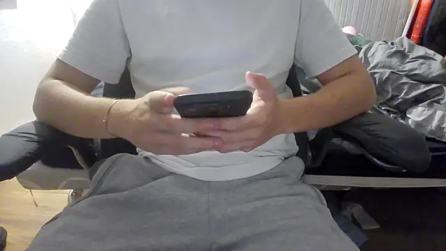 Snapshot of Natoushou chatting on 25, 7, 2026 Natoushou online show from 25, 7, 2026