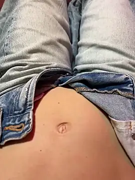 sexnamour online show from 2, 4, 2026