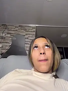 vicky bass  online show from 15, 2, 2026