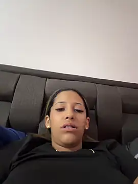 Snapshot of vicky_bass_ chatting on 10, 5, 2026 vicky bass online show from 10, 5, 2026