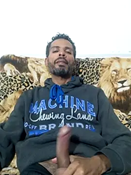 Snapshot of moreno_alpha_br chatting on 8, 7, 2026 moreno alpha br online show from 8, 7, 2026