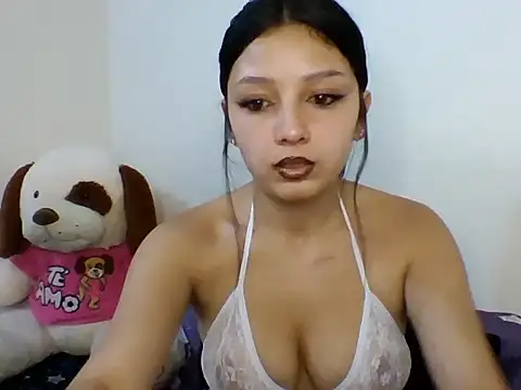 Snapshot of persefxne chatting on 3, 4, 2026 persefxne online show from 3, 4, 2026