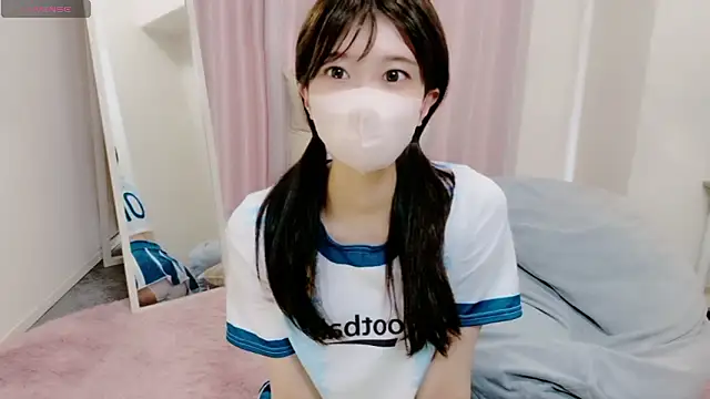 Snapshot of Rui-chaaan chatting on 9, 5, 2026 Rui-chaaan online show from 9, 5, 2026