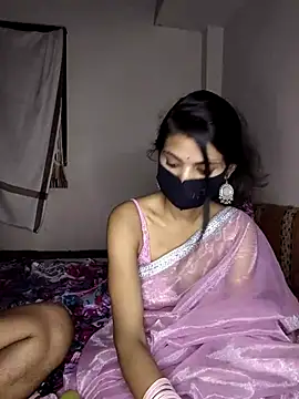 Snapshot of rani_coupleee chatting on 22, 4, 2026 rani coupleee online show from 22, 4, 2026