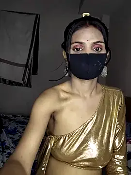 Snapshot of rani_coupleee chatting on 13, 5, 2026 rani coupleee online show from 13, 5, 2026