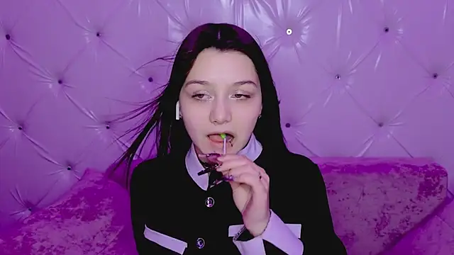 xxxnaughtyfoxyxxx online show from 11, 2, 2026