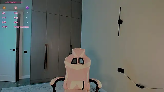 Aiko mainee online show from 25, 2, 2026