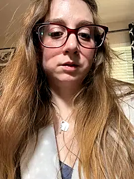 Snapshot of Elenore_hoesevelt chatting on 7, 1, 2026 Elenore hoesevelt online show from 7, 1, 2026