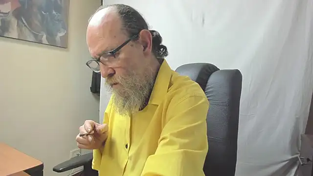 Uncle Hottie online show from 16, 2, 2026