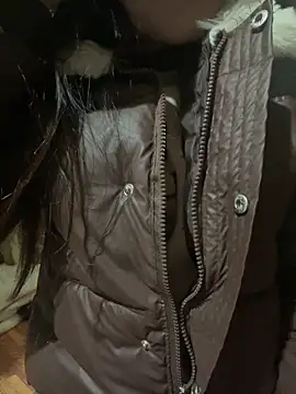 Snapshot of mode-bae chatting on 1, 2, 2026 mode-bae online show from 1, 2, 2026