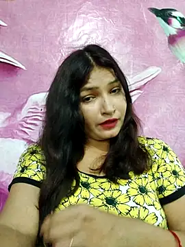 Snapshot of Priyaa_1433 chatting on 6, 7, 2026 Priyaa 1433 online show from 6, 7, 2026