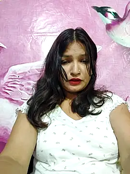 Snapshot of Priyaa_1433 chatting on 7, 7, 2026 Priyaa 1433 online show from 7, 7, 2026