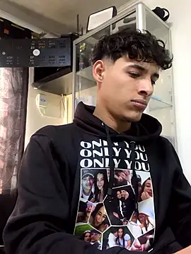 Snapshot of MaxStar26 chatting on 9, 1, 2026 MaxStar26 online show from 9, 1, 2026