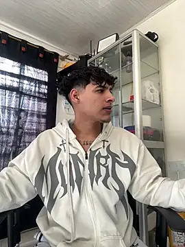 Snapshot of MaxStar26 chatting on 11, 1, 2026 MaxStar26 online show from 11, 1, 2026