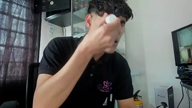 Snapshot of MaxStar26 chatting on 12, 1, 2026 MaxStar26 online show from 12, 1, 2026