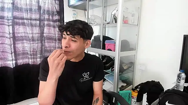 Snapshot of MaxStar26 chatting on 15, 1, 2026 MaxStar26 online show from 15, 1, 2026