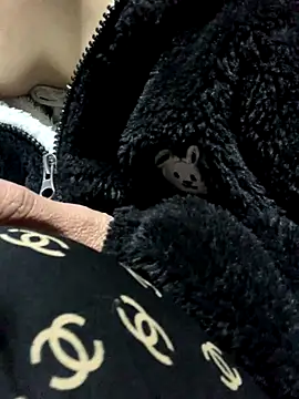 hinicky-0 online show from 6, 1, 2026