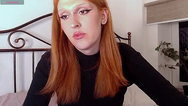 LunaBl1ss online show from 3, 2, 2026