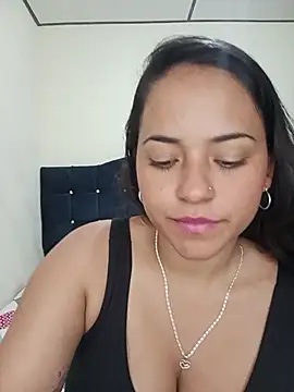 Snapshot of Maliha_21 chatting on 2, 8, 2026 Maliha 21 online show from 2, 8, 2026