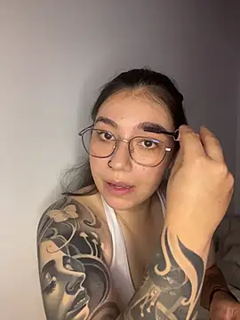 soffmoon online show from 5, 1, 2026