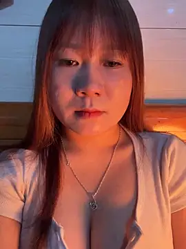 Snapshot of Liness101 chatting on 11, 2, 2026 Liness101 online show from 11, 2, 2026