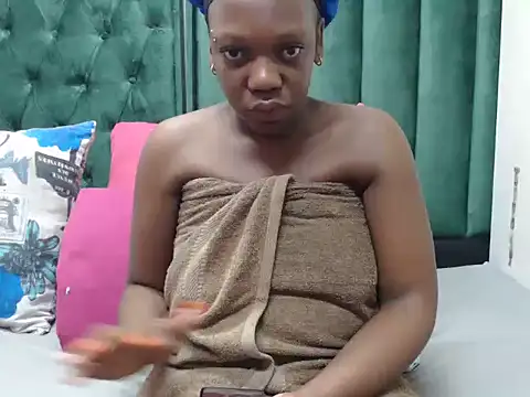 brownskingirl25 online show from 16, 1, 2026