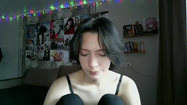 LxayBloom online show from 13, 1, 2026