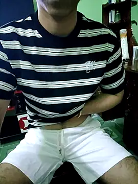 Snapshot of Sexyboy150196 chatting on 19, 5, 2026 Sexyboy150196 online show from 19, 5, 2026