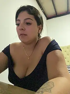 MiiaGreys online show from 7, 4, 2026