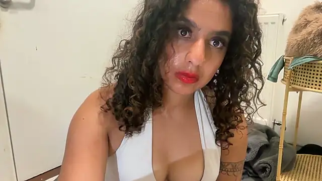 Snapshot of fayfay21@xh chatting on 8, 7, 2026 fayfay21xh online show from 8, 7, 2026