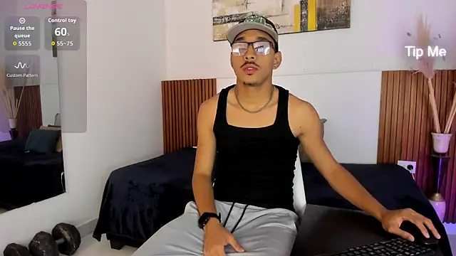 Julian Dark  online show from 6, 2, 2026