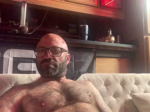 Snapshot of calimeatstick chatting on 5, 7, 2026 calimeatstick online show from 5, 7, 2026