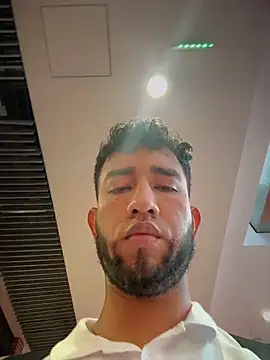 liam bronw online show from 27, 4, 2026