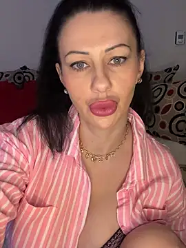 IRISWHITE17 online show from 27, 3, 2026