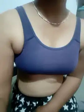 Cute Snehaa online show from 18, 1, 2026