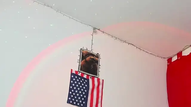 Snapshot of camilo_model chatting on 7, 1, 2026 camilo model online show from 7, 1, 2026