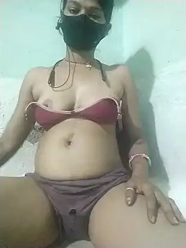 Snapshot of Miss__soniya106 chatting on 6, 5, 2026 Miss soniya106 online show from 6, 5, 2026