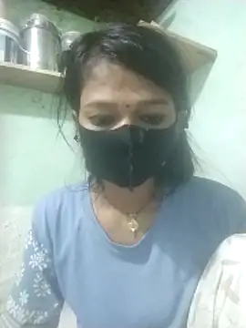 Snapshot of Miss__soniya106 chatting on 8, 5, 2026 Miss soniya106 online show from 8, 5, 2026