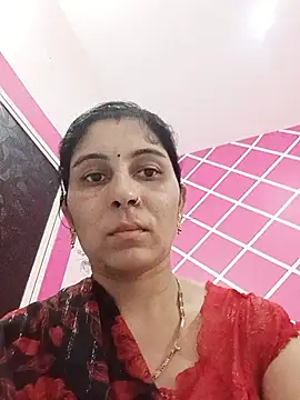 Snapshot of Hot_ree85 chatting on 25, 6, 2026 Hot ree85 online show from 25, 6, 2026