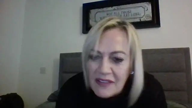 Milfshake227 online show from 22, 3, 2026