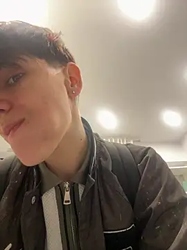 ravenryx online show from 14, 4, 2026