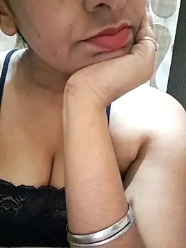 MILFybar online show from 6, 4, 2026