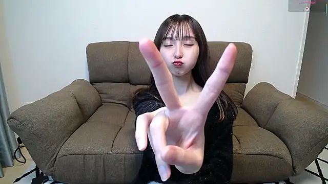 Snapshot of -Ema_ chatting on 26, 2, 2026 -Ema online show from 26, 2, 2026