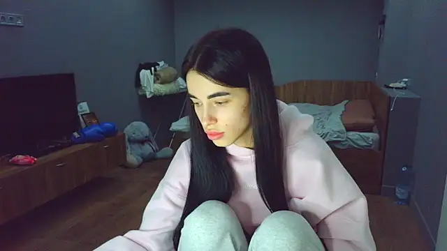 Vlada Elfie online show from 18, 4, 2026