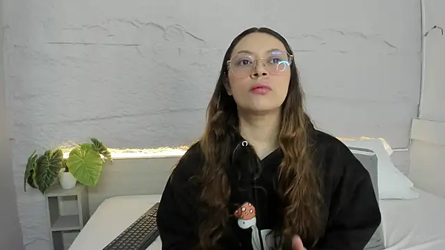 Snapshot of lanna_18_ chatting on 24, 3, 2026 lanna 18 online show from 24, 3, 2026