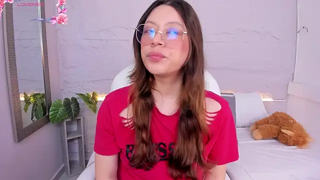 Snapshot of lanna_18_ chatting on 7, 5, 2026 lanna 18 online show from 7, 5, 2026