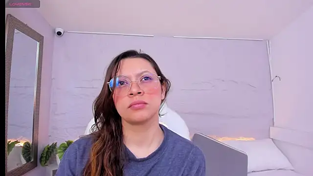 Snapshot of lanna_18_ chatting on 27, 5, 2026 lanna 18 online show from 27, 5, 2026
