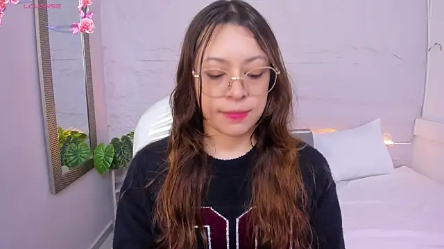 Snapshot of lanna_18_ chatting on 9, 6, 2026 lanna 18 online show from 9, 6, 2026
