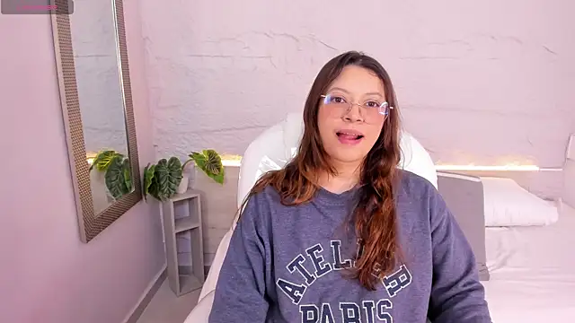 Snapshot of lanna_18_ chatting on 20, 6, 2026 lanna 18 online show from 20, 6, 2026